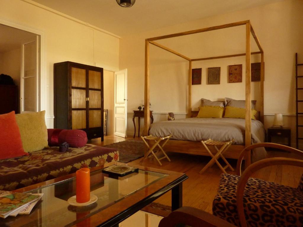 Le Dormeur Du Val Bed and Breakfast Le Mas-dʼAgenais Kamer foto