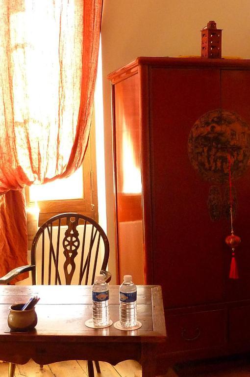 Le Dormeur Du Val Bed and Breakfast Le Mas-dʼAgenais Kamer foto